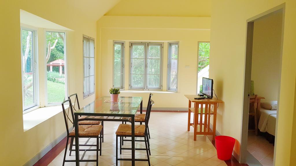 Brookside Valley Resort Rayong Exterior foto